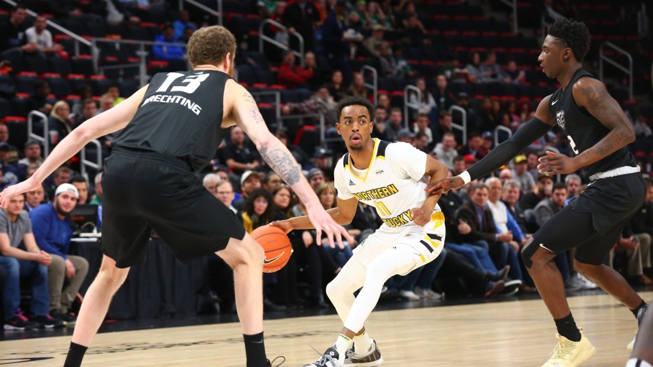 A NKU Norse basketball player during a game